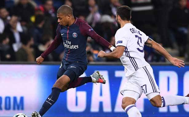 دوري أبطال أوروبا في كرة القدم :
تأهل باريس سان جرمان وبايرن