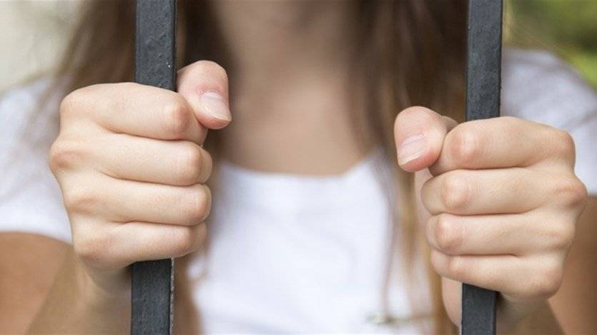 سجينات بجمال خارق... صور مجرمات ضجّت بهن مواقع التواصل الاجتماعي