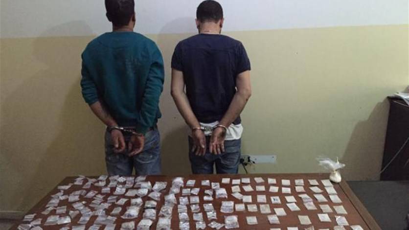 اعترفا بترويج المخدرات في كسروان وجبيل...و الصدمة في الجهة التي زوّدتهما!