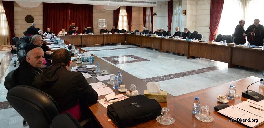 المطارنة الموارنة دعوا الى عودة النازحين السوريين الى وطنهم
