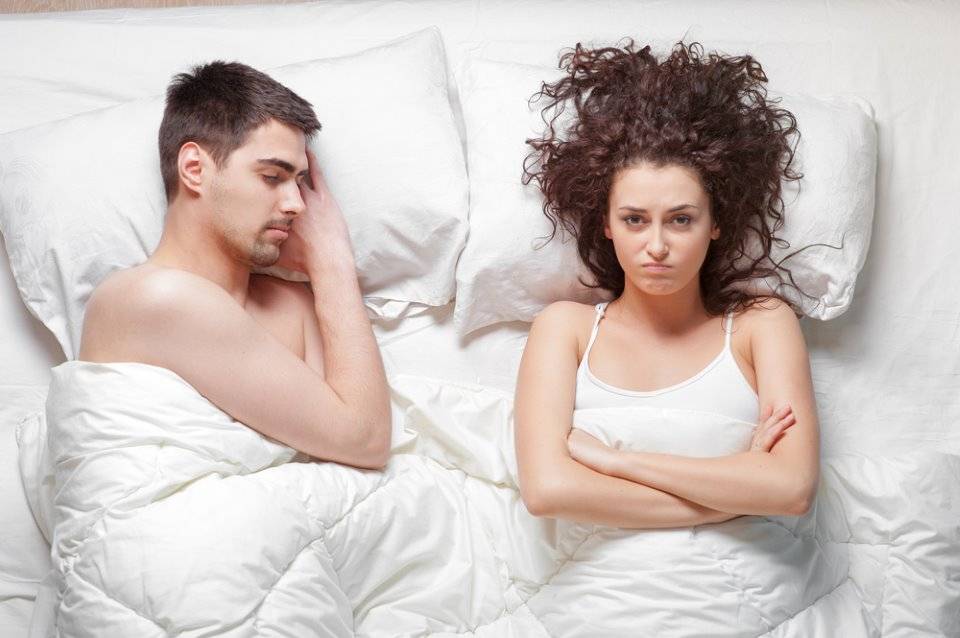 12 فرق في النوم ما بين المرأة والرجل!! تعرف عليها ...