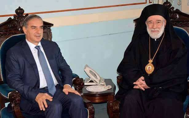 فرعون زار عودة : ننظر الى النصف الملآن من الكوب