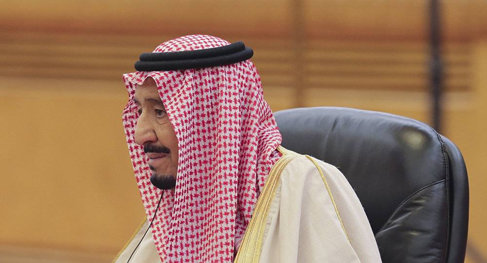 الملك سلمان يبحث مع وزير الطاقة الروسي التعاون في مجال الطاقة