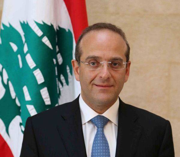 خوري: الخطة الاقتصادية الخمسية وضعت على السكة