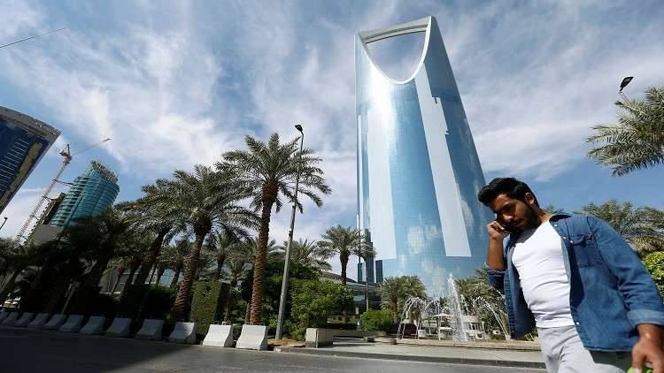 احتجاز الوليد بن طلال يربك شركات عالمية