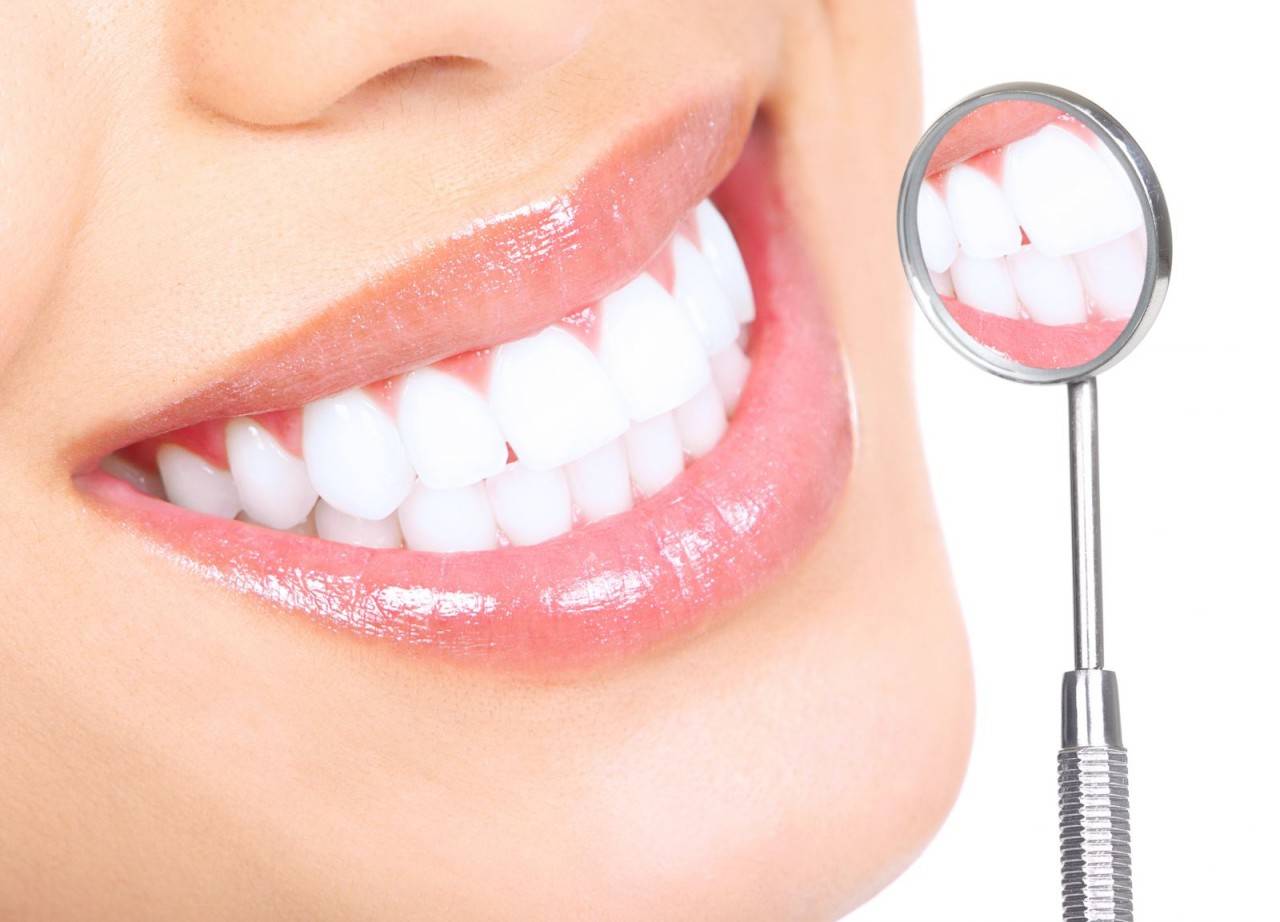 للمحافظة على ابتسامة جميلة.. اتبعوا هذه الطرق