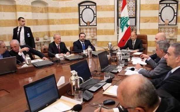 الحريري يعود اليوم او غدا... تسمية نواف سلام او بهيج طبارة لتولي حكومة تكنوقراط