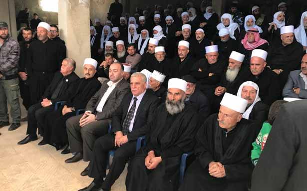 وفد من «الديموقراطي» والمشايخ عزّى بشهداء حضر السوريّة
مُمثل أرسلان للأهالي : سنبقى معكم الى يوم القيامة