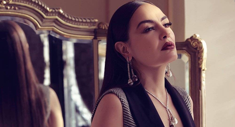 صورة نادرة لشيريهان في دبي...والسعر صادم!
