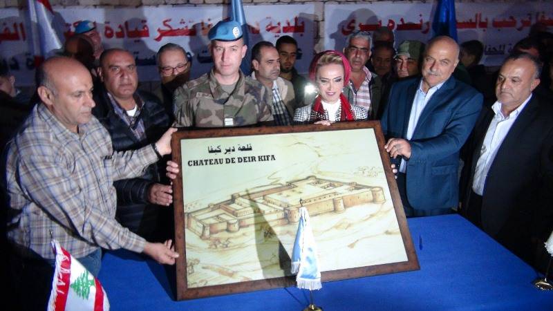 بري رعت تدشين خيم ومقاعد في قلعة ديركيفا