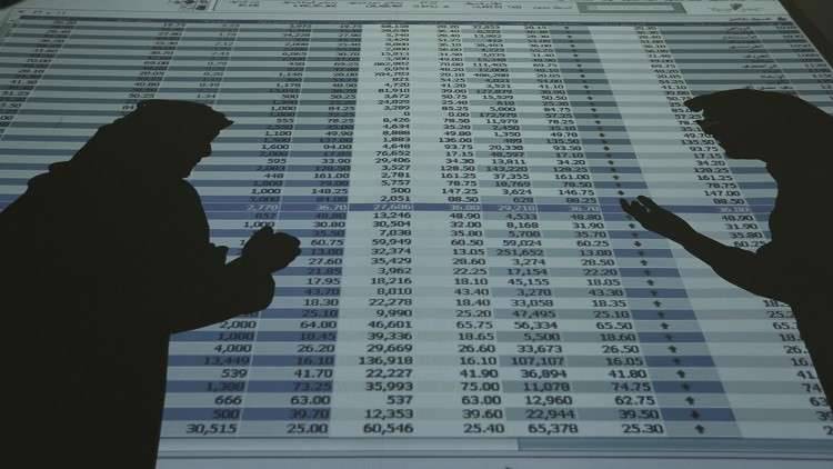 بنوك سعودية تجمّد أكثر من 1200 حساب في إطار تحقيقات الفساد