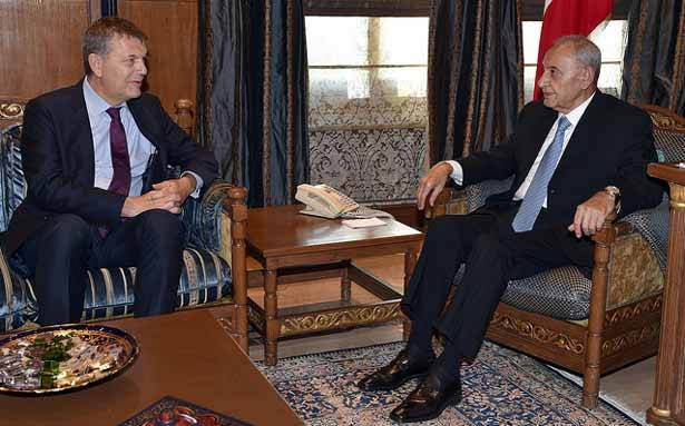 تلقى اتصالاً من الراعي والتقى لازاريني و«حماس»
بري : الحريري غير مُستقيل