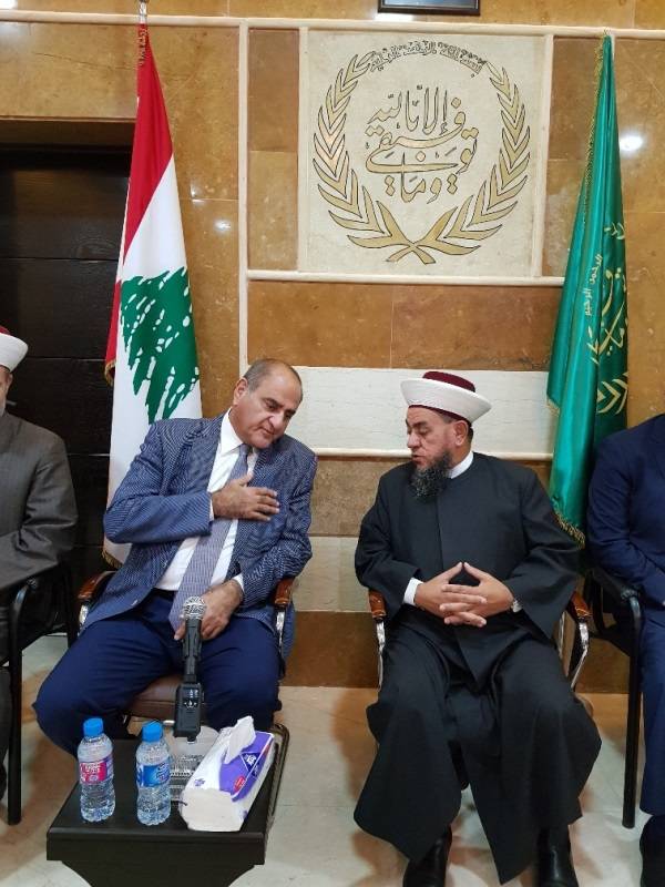 الخطيب : للالتفاف حول مواقف عون الوطنية