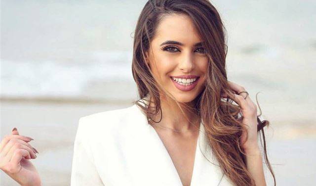 بالصورة.. جنى صادر تكرّم الشحرورة صباح في Miss Universe!