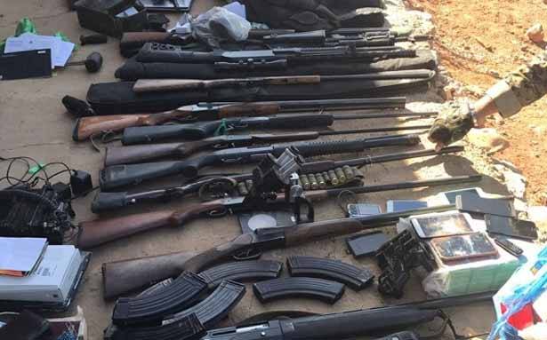 استشهاد عسكري وجرح 5 في اطلاق نار في بعلبك
مداهمات في دار الواسعة.. وتوقيف 19 مطلوباً
وعائلة الشهيد تطالب بتسليم الجاني للعدالة