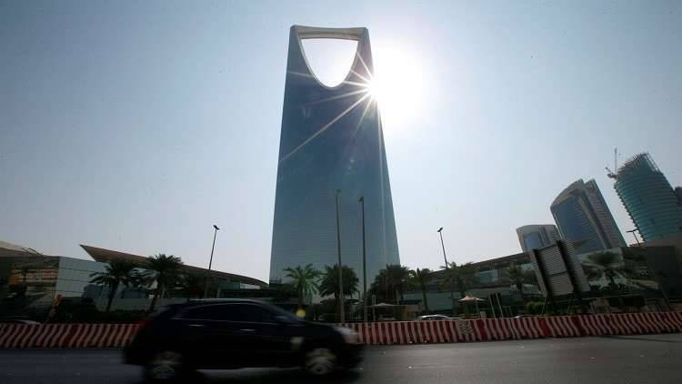 في السعودية.. لا استثناء في تفتيش أمتعة الأمراء والوزراء وطائرات الأسطول الملكي