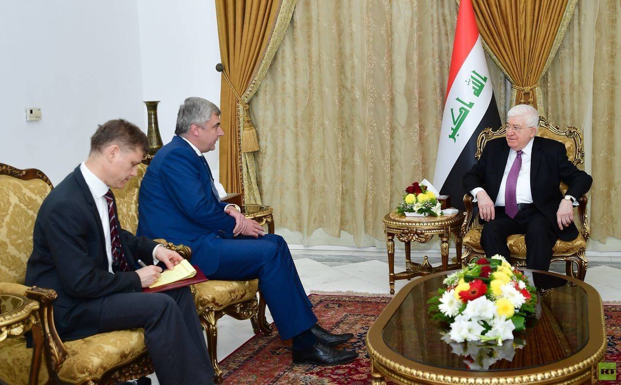 السفير الروسي يسلم معصوم رسالة من بوتين
