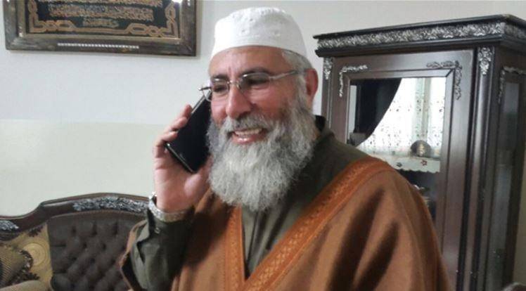 "أبو طاقية" كُبَّل وأُخرج سريعاً من ​عرسال وهو المطلوب رقم واحد