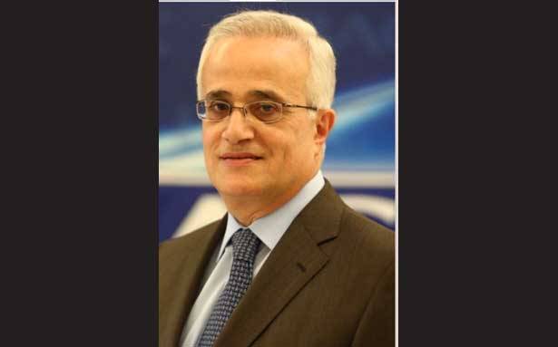 «الإمتناع عن فتح حسابات لسياسيين أو مسؤولين في الإقليم»