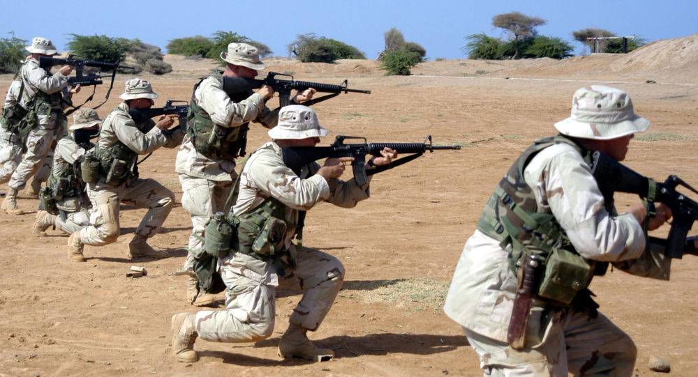 دولة عربية تستضيف 5 قواعد عسكرية أجنبية وجيشها يمتلك طائرتين فقط