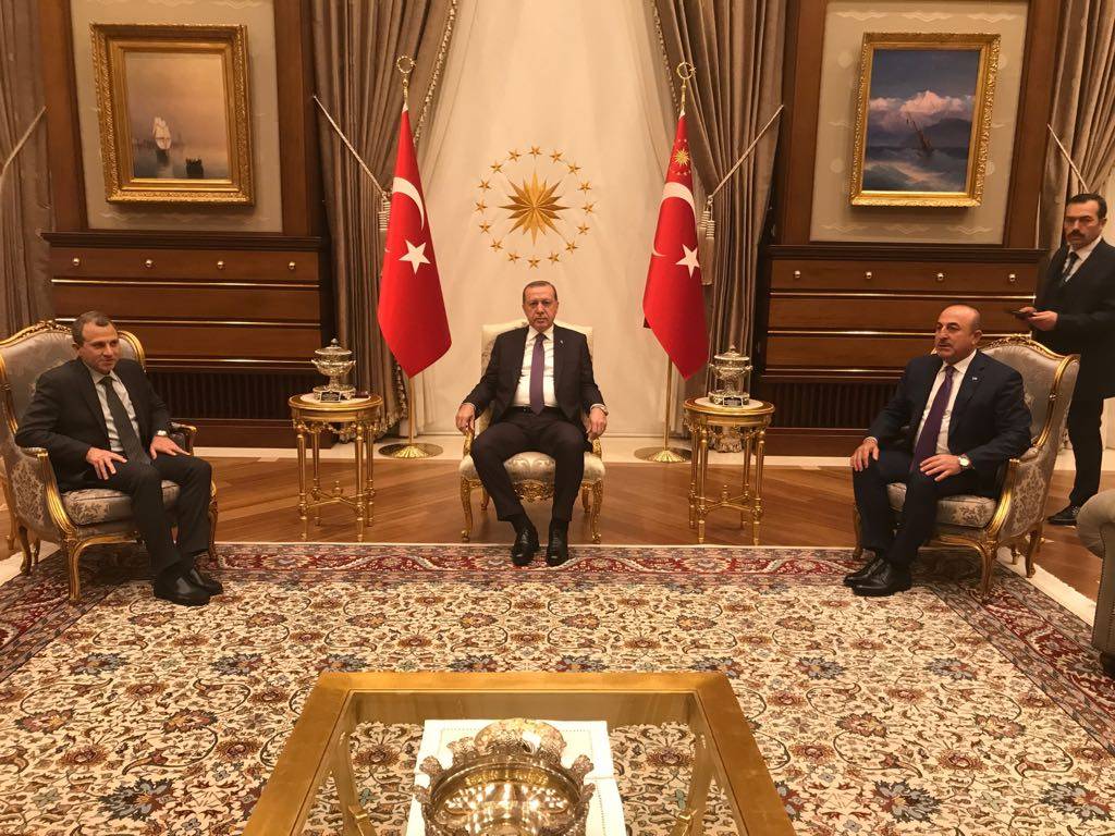 انتهاء الاجتماع بين باسيل وأردوغان