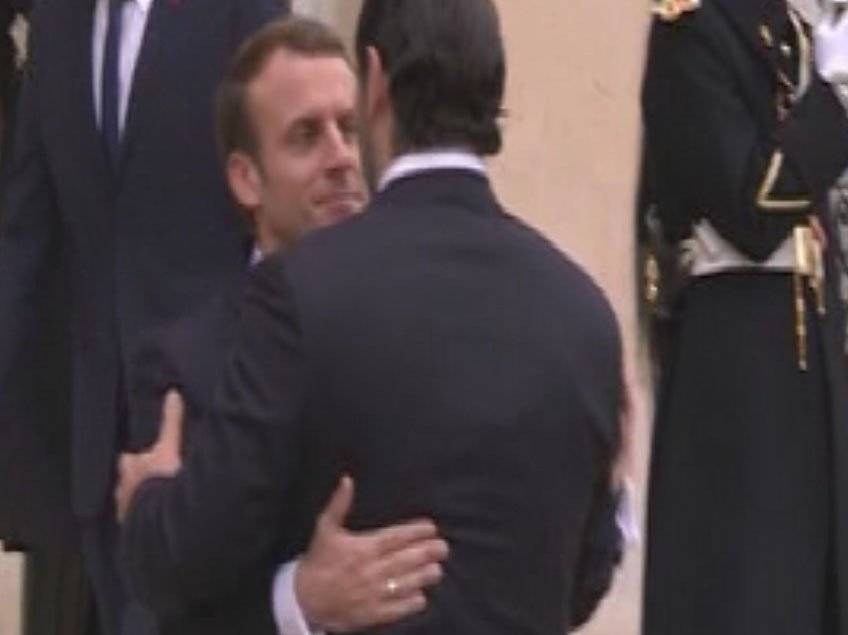 بالصورة - زوجة الحريري وابنه يصلان الى الاليزيه