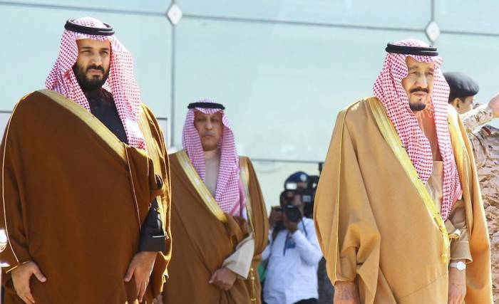 الملك سيسافر ويتنحّى لابنه.. وهذا التغيير سيحدث لحكام المناطق
