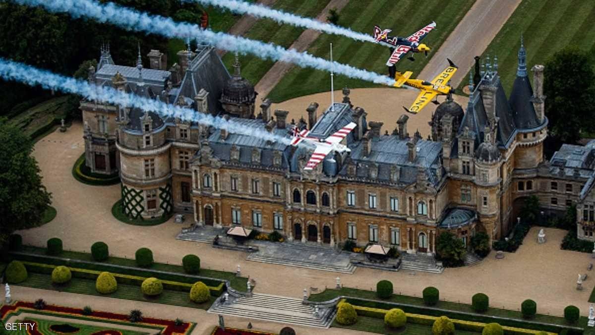 قتلى وجرحى "بحادث سير جويّ" في سماء بريطانيا