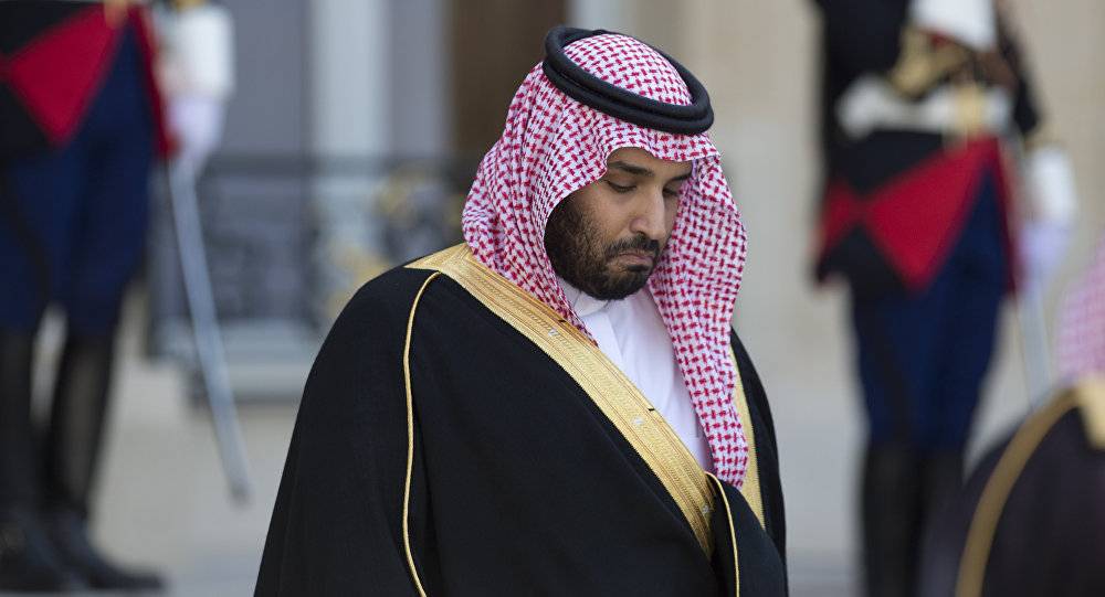 صحيفة: مستقبل السعودية بين "فكي كماشة"