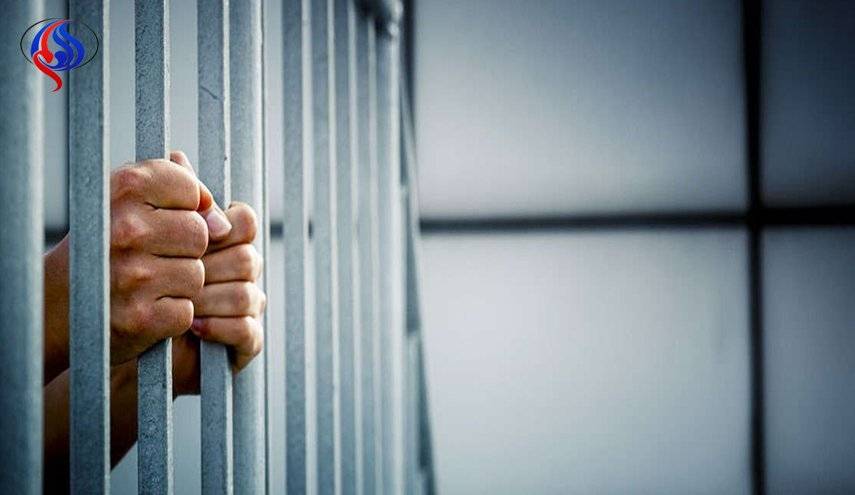 جريمة فظيعة ..فتاة تقتل أمها وتسمم أباها، والسبب لا يعقل؟!