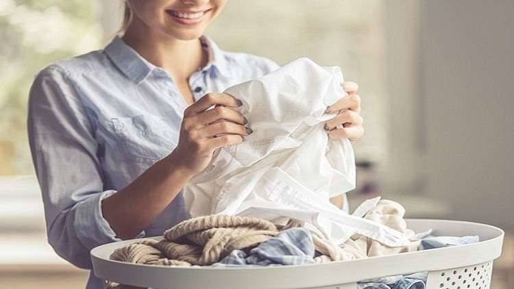 مفاجأة سارّة.. غسل الأواني وطي الملابس يطيلان العمر!