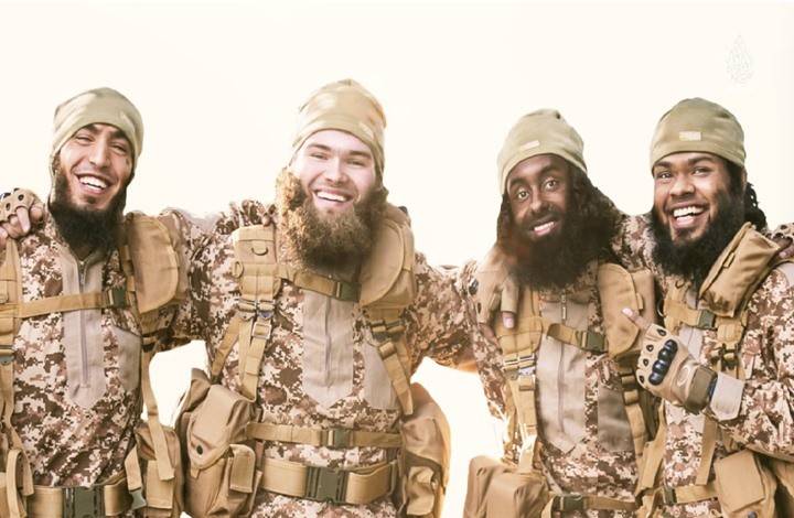 ما هي اللغات والجنسيات الأكثر شيوعا بين مقاتلي "داعش"؟‎