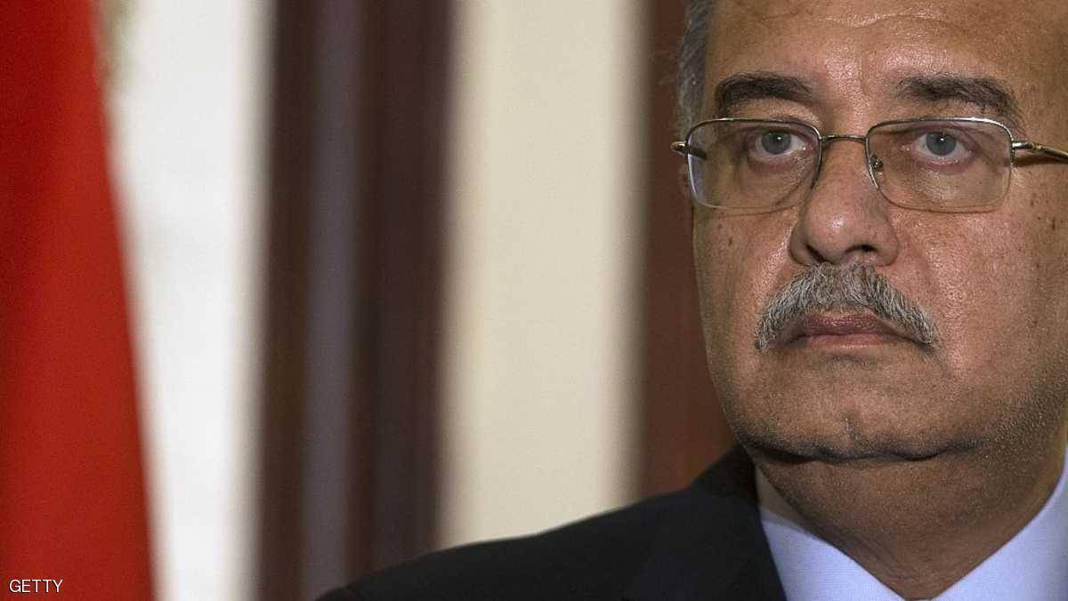 رئيس وزراء مصر يغادر للعلاج.. والسيسي سيعلن قائما بأعماله