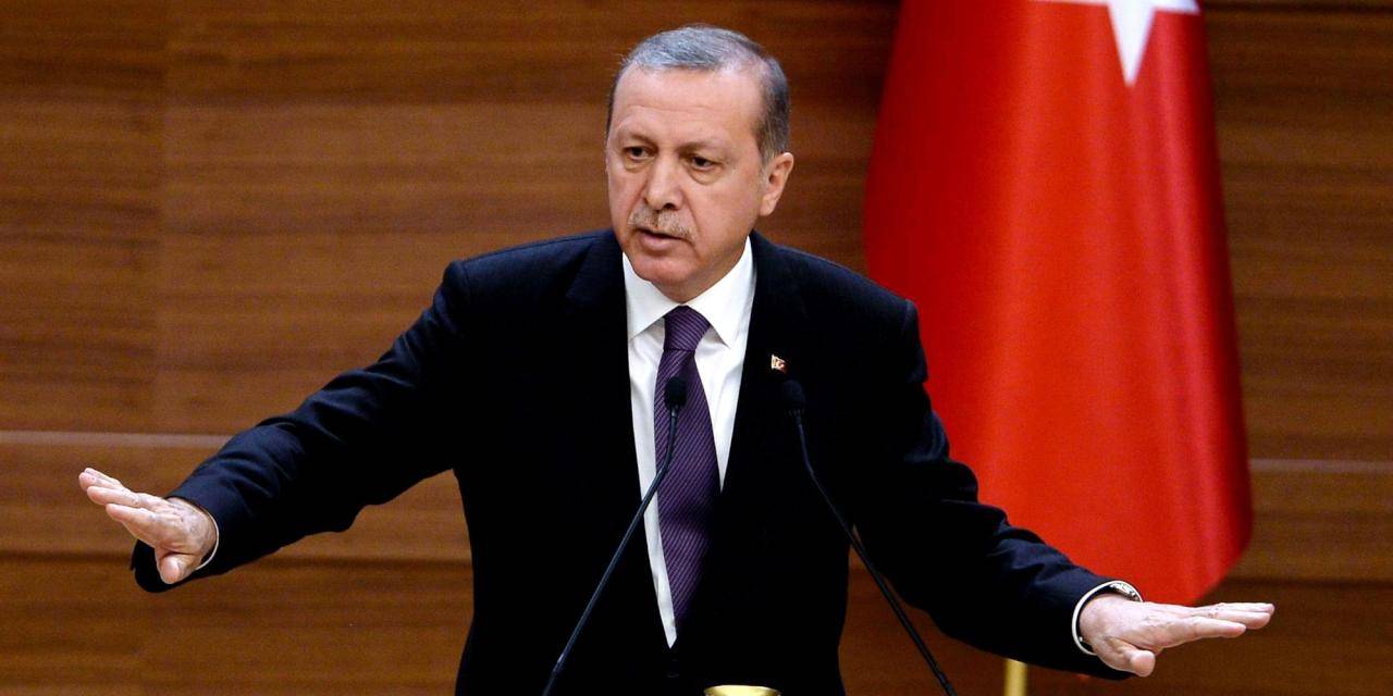 أردوغان: القمة الثلاثية (في سوتشي) مهمة للغاية من ناحية وقف سفك الدماء في سوريا بشكل تام، ولإنهاء المأساة المستمرة فيها منذ سنوات