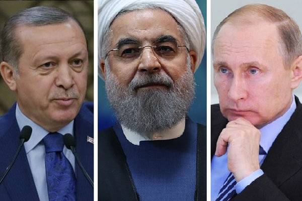 قمة سوتشي: بوتين وروحاني وأردوغان يتفقون على إطلاق حوار سوري شامل لحل الأزمة في البلاد