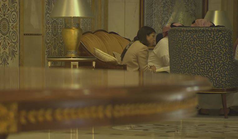 شاهد.. أوّل فيديو للأمراء المحتجزين داخل 