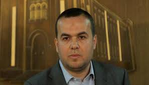 فضل الله: لا يستطيع أحد أن يفرض علينا إملاءات ولا يحدد لنا طبيعة نظامنا السياسي