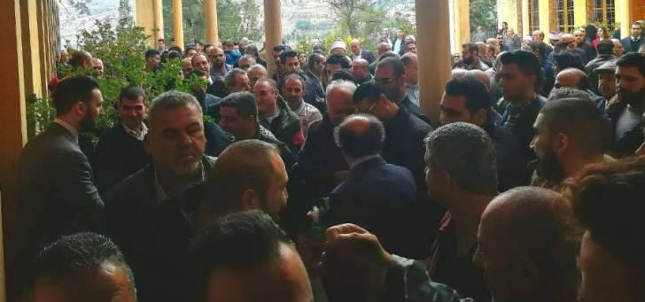 تيمور جنبلاط التقى عددا كبيرا من الوفود الشعبية والمناطقية عرضت معه قضاياها