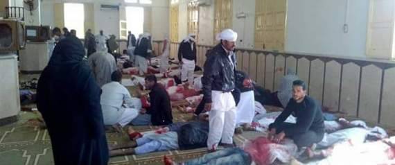 الجثث تملأ المسجد.. الصور الأولية لضحايا الهجوم على المصلين في العريش..