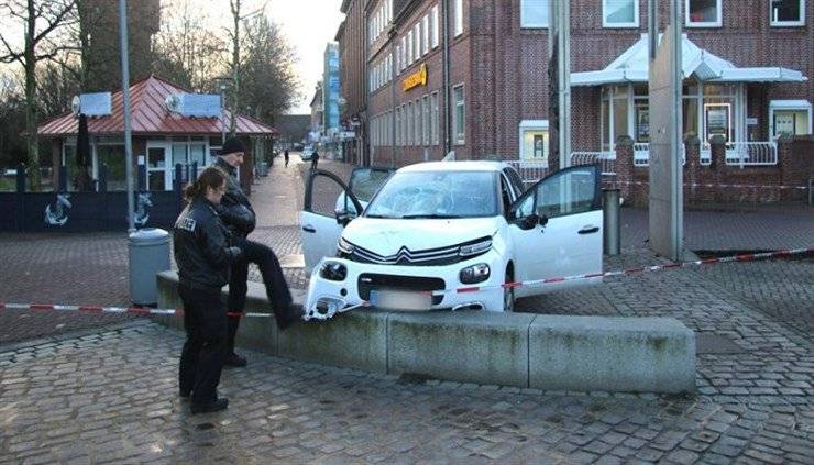 سقوط 7 جرحى بحادث دهس في بلدة كوكسهافن غرب مدينة هامبورغ الألمانية