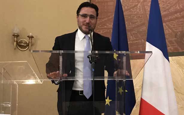 حاضر عن «لبنان مُختبر إقتصادي وإستثماري»
زمكحل : نعرف كيفيّة اغتنام الفرص
في ظلّ الأزمات التي نعانيها