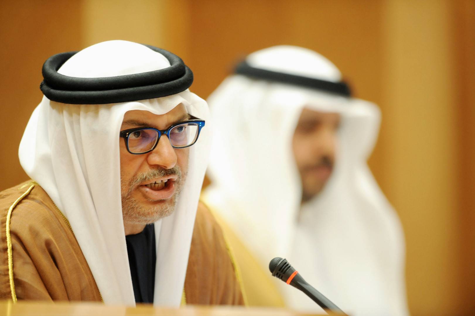 الإمارات ترد على رئيس الوزراء المصري الأسبق أحمد شفيق بشأن منعه من السفر