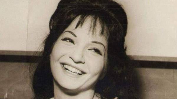 دلوعة الشاشة".. كيف تبدل اسمها من فاطمة إلى شادية"؟