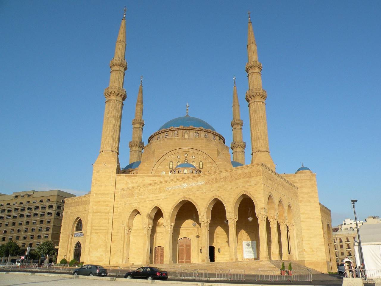 المفتي دريان بذكرى المولد النبوي متوجها للحريري: نحن معك لانك رجل المبادرات الوطنية الخالصة وبوجودكم لن نشعر ابدا بالاحباط