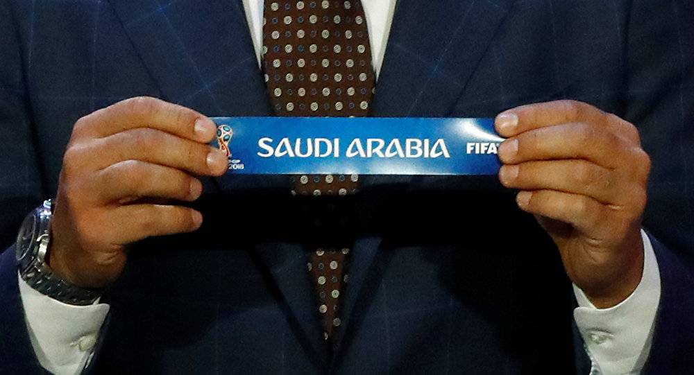 السعودية تقص شريط كأس العالم أمام روسيا تحت أنظار مصر