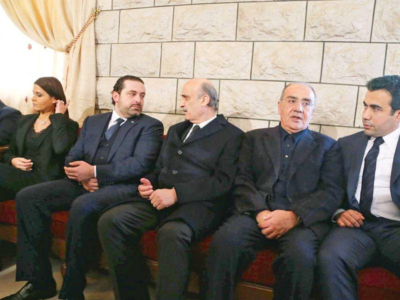 لماذا لم يجتمع الحريري مع جعجع حتى الان؟