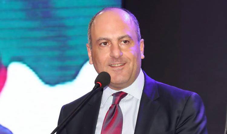 بو عاصي: "اللي بيزعل يزعل واللي بيرضى يرضى"