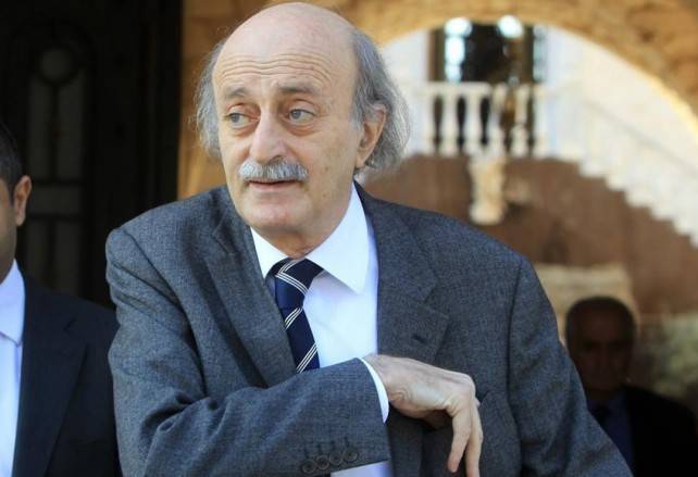 جنبلاط يعلّق على زياره أمين سر بهاء الحريري له.. 'باقي الفيلم' مع أبو فاعور