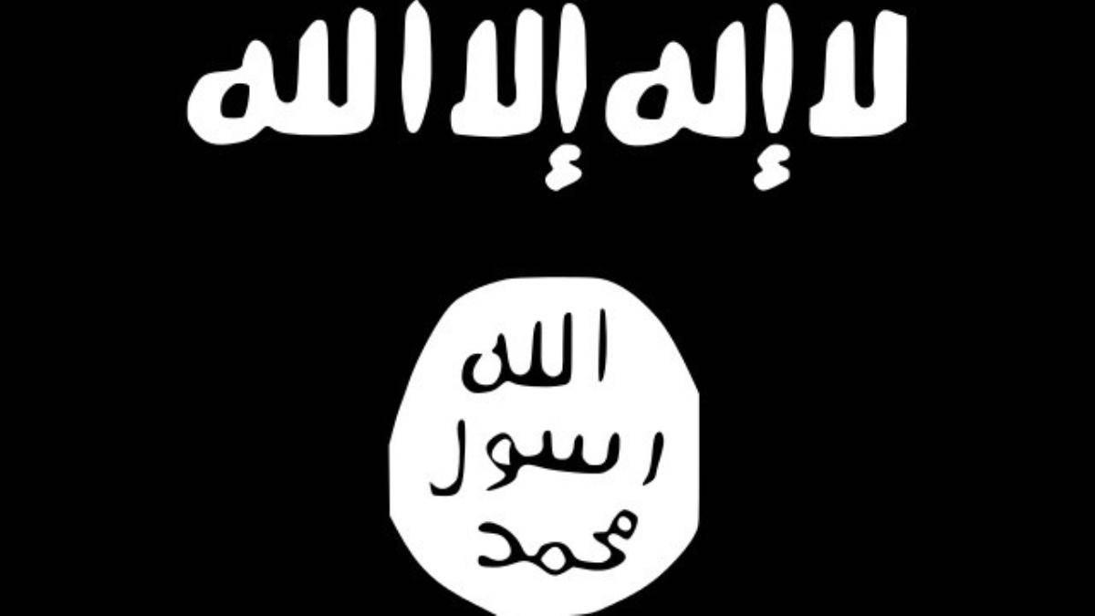 بالصور:  نجم يخرج عن صمته ويتحدث عن قصة انضمامه لـ"داعش"