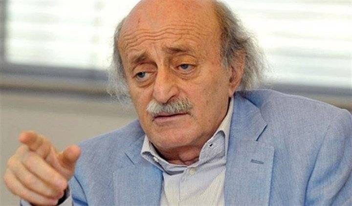 جنبلاط: بحسن إدارة الرؤساء اجتزنا الأزمة